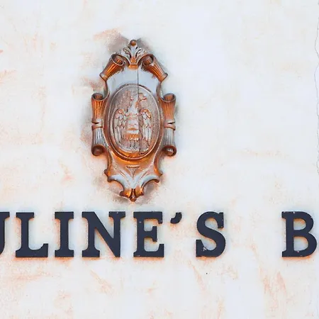 Paoline's suite in villa-2